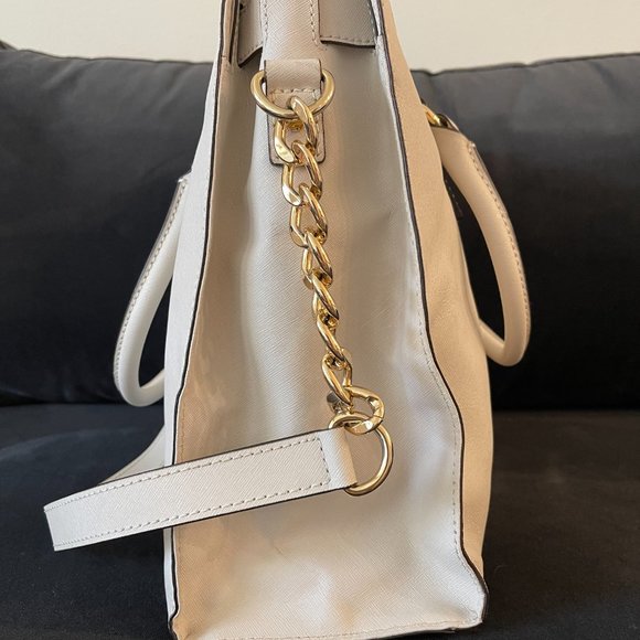 Michael Kors Oyster Hamilton Tote - Picture 4 of 11